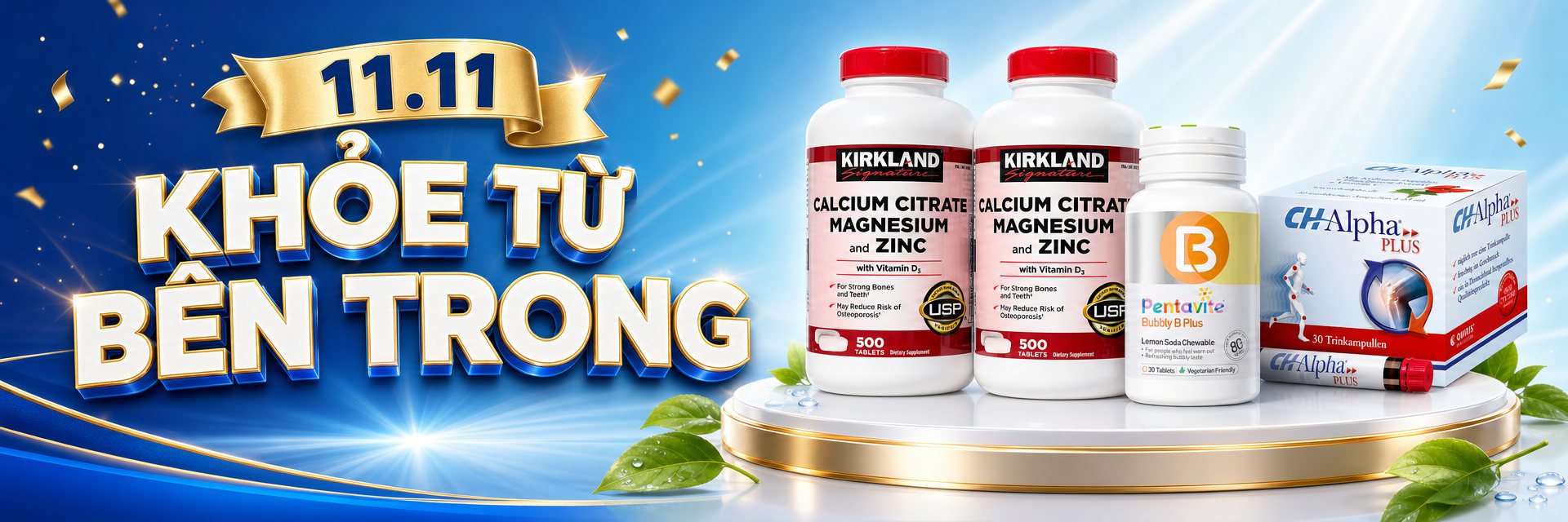 Hộp canxi Kirkland, viên Pentavite và hộp CH Alpha trên bục trắng viền vàng, chữ Khỏe từ bên trong