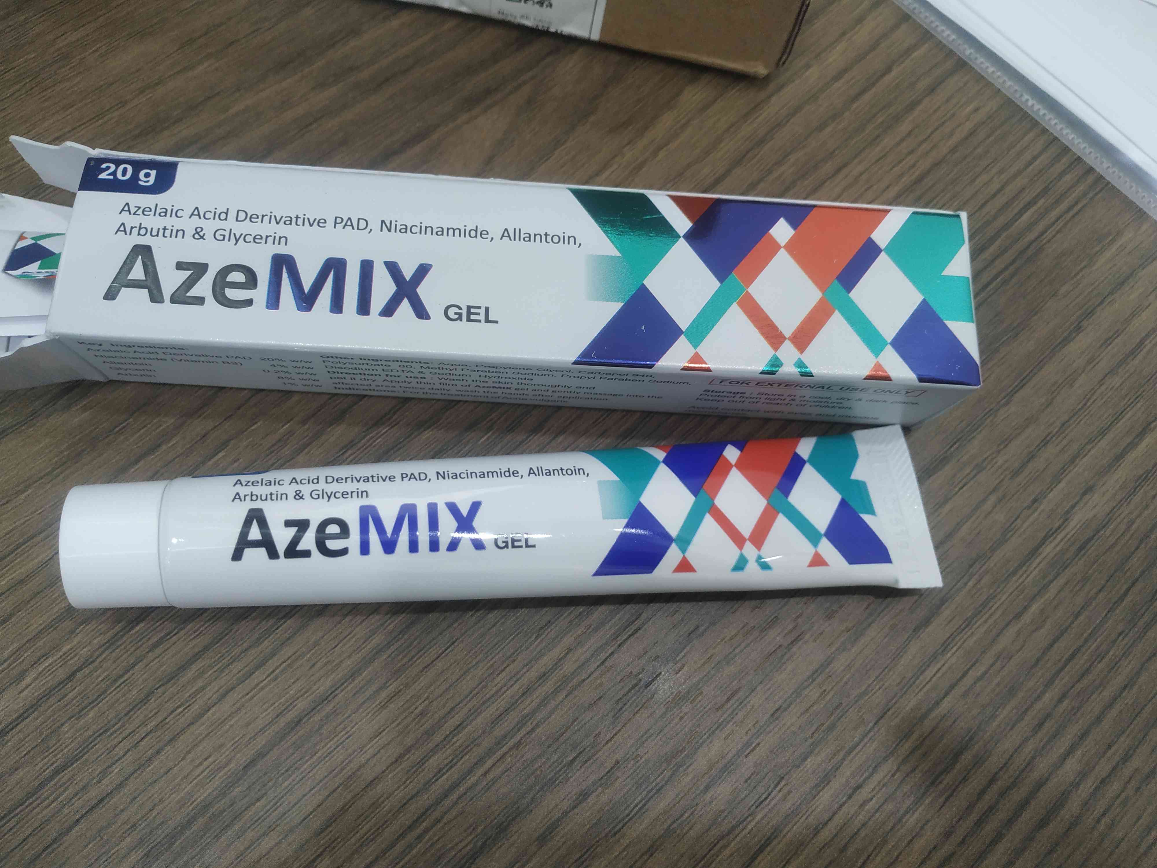 Gel Azemix 20g - Hỗ trợ mờ thâm, sáng da, giảm dầu, phục hồi làn da, chứa Azelaic Acid và Niacinamide, phù hợp cho da mụn nhạy cảm