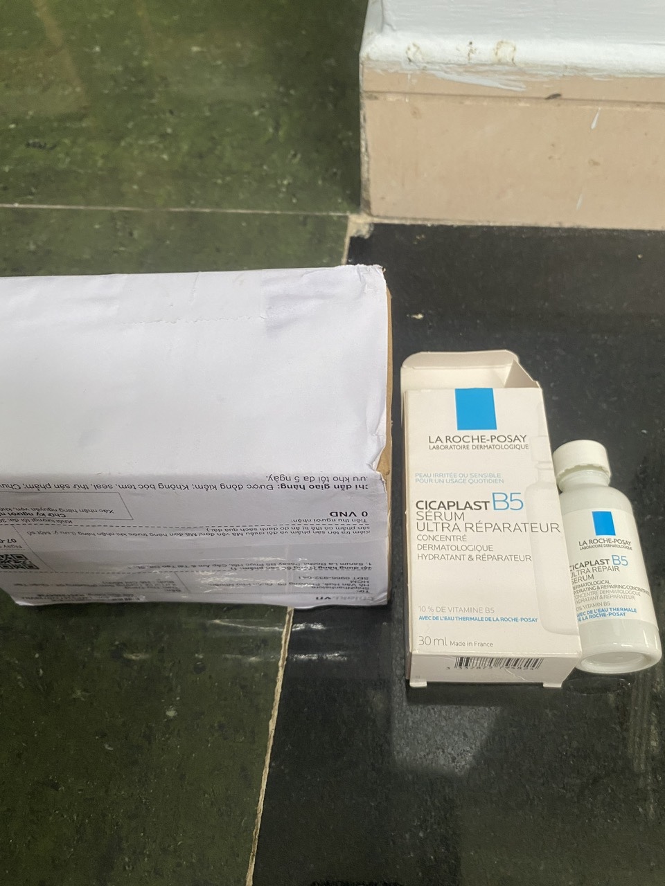 Serum La Roche-Posay B5 Phục Hồi, Cấp Ẩm & Tái Tạo Da