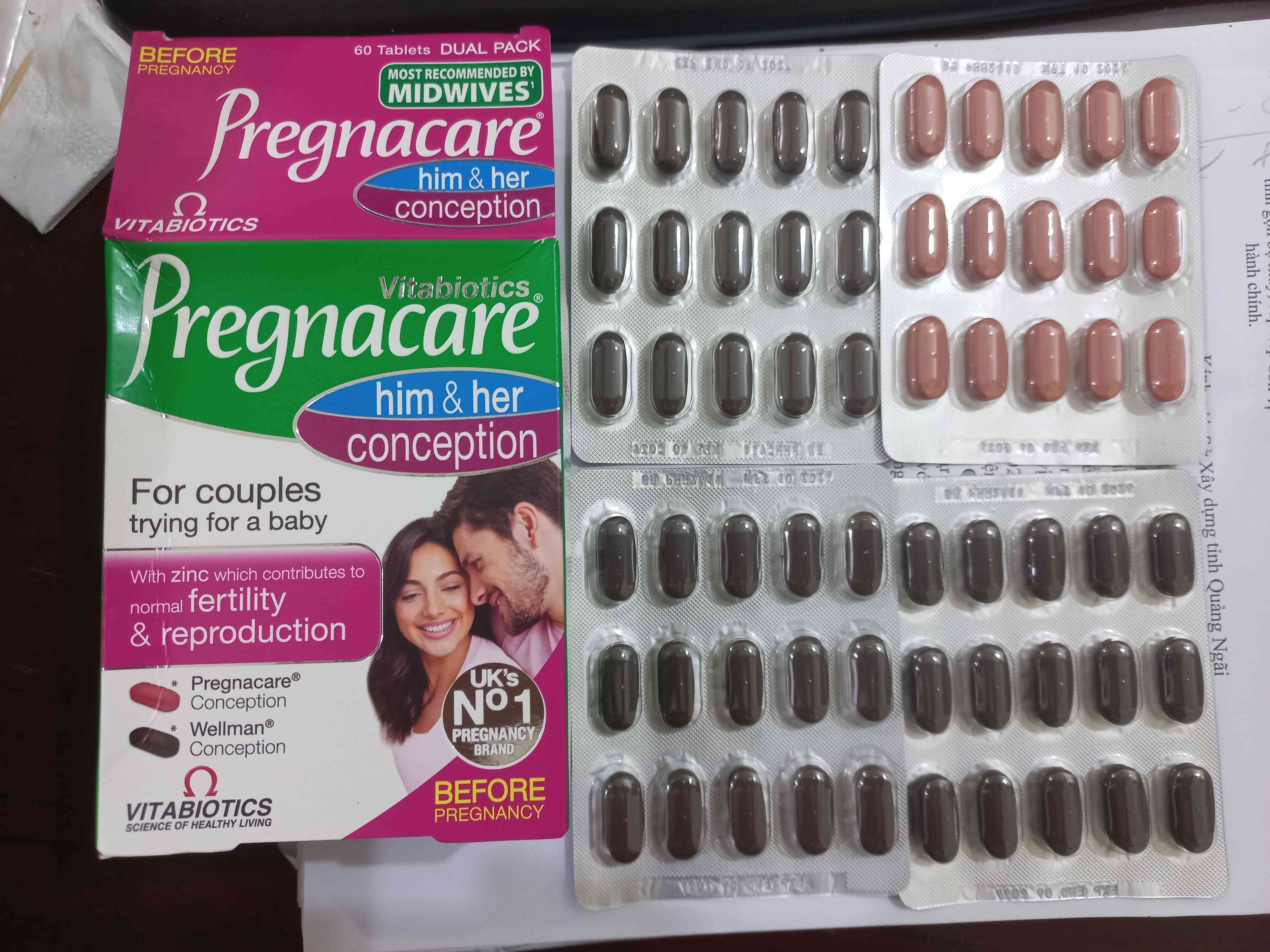 Viên uống tăng khả năng thụ thai Pregnacare Him & Her Conception - Hỗ trợ sức khỏe sinh sản, bổ sung vitamin và khoáng chất thiết yếu cho vợ chồng mong có con.