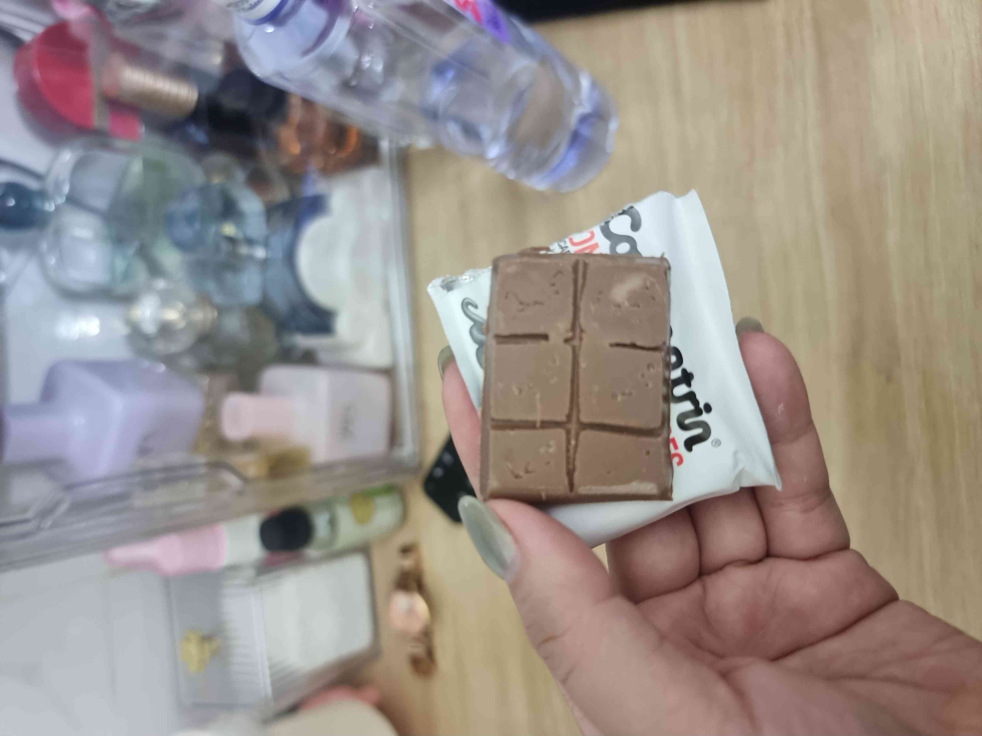 Viên Sò Combantrin Socola Hỗ Trợ Sức Khỏe Đường Ruột - Thực Phẩm Chức Năng Cho Trẻ Em và Người Lớn - 24 Thanh