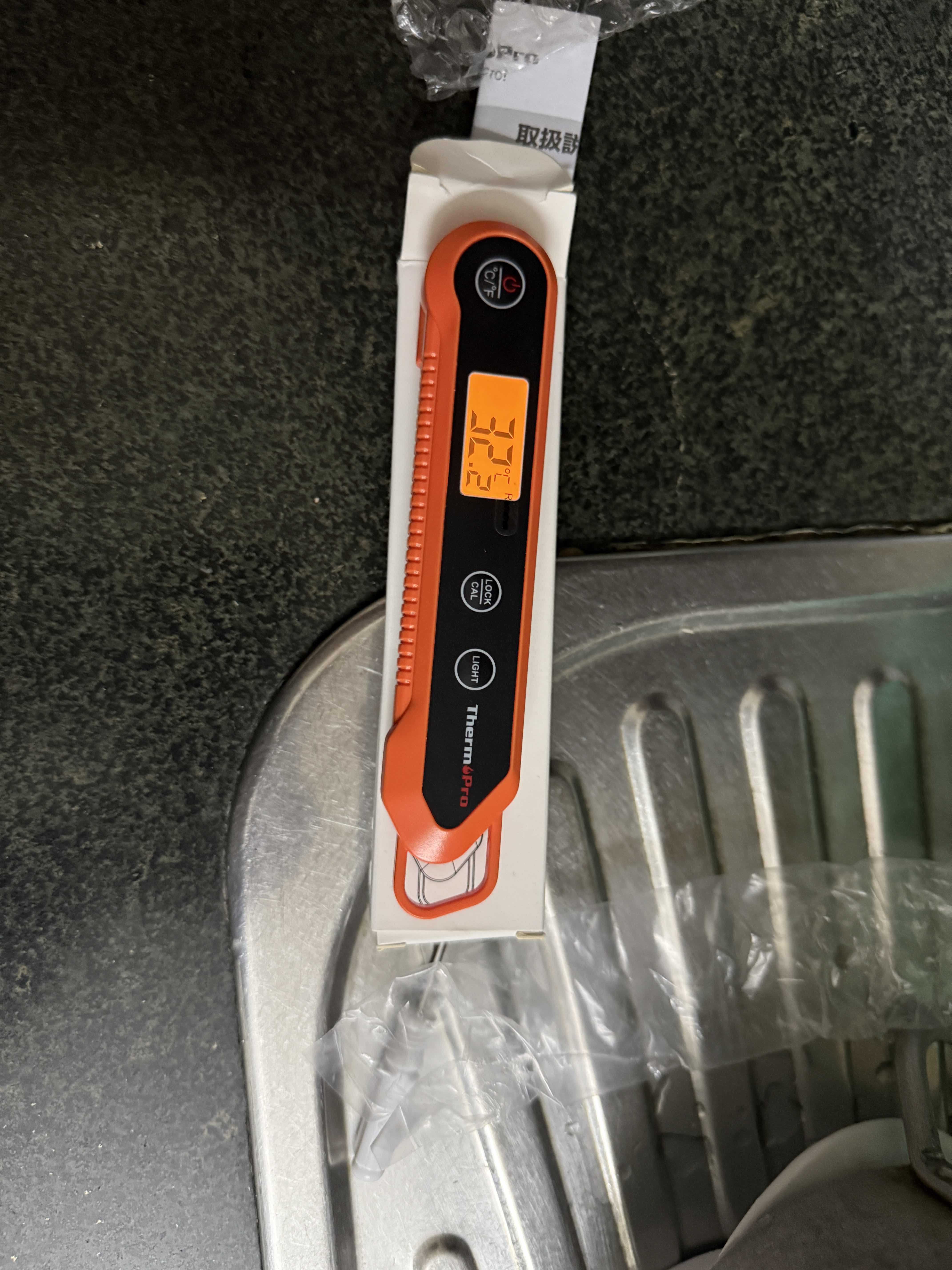 Nhiệt Kế Điện Tử Nhà Bếp Chống Nước ThermoPro TP03H - Đo Nhiệt Độ Pha Sữa, Nướng Thịt BBQ, Dễ Sử Dụng, Chính Xác Cao