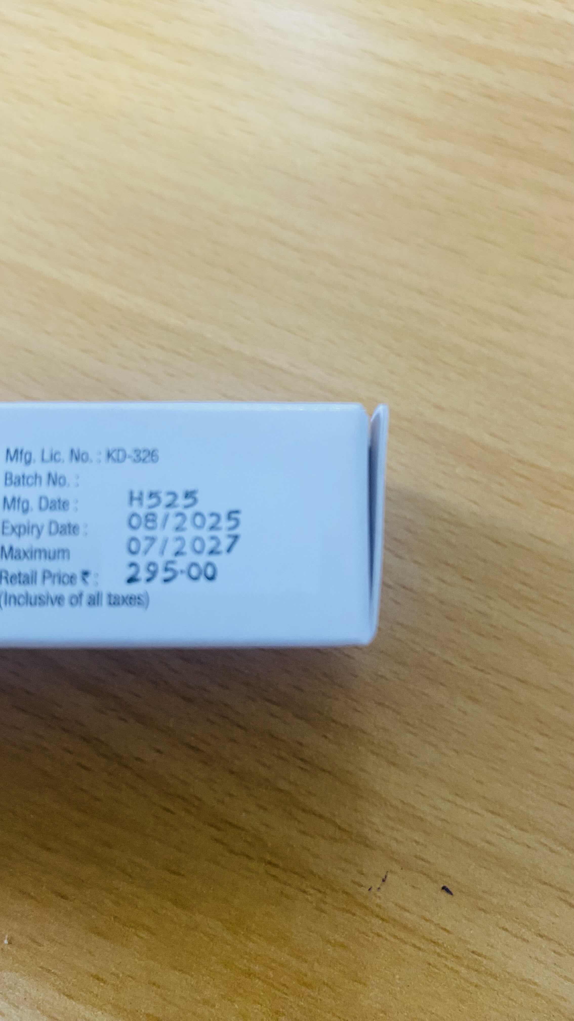 Gel Azelaic Acid 20% Ezanic - Trị Mụn, Mờ Thâm Hiệu Quả, Dưỡng Ẩm Da Dầu, Giảm Sừng Già, 15g