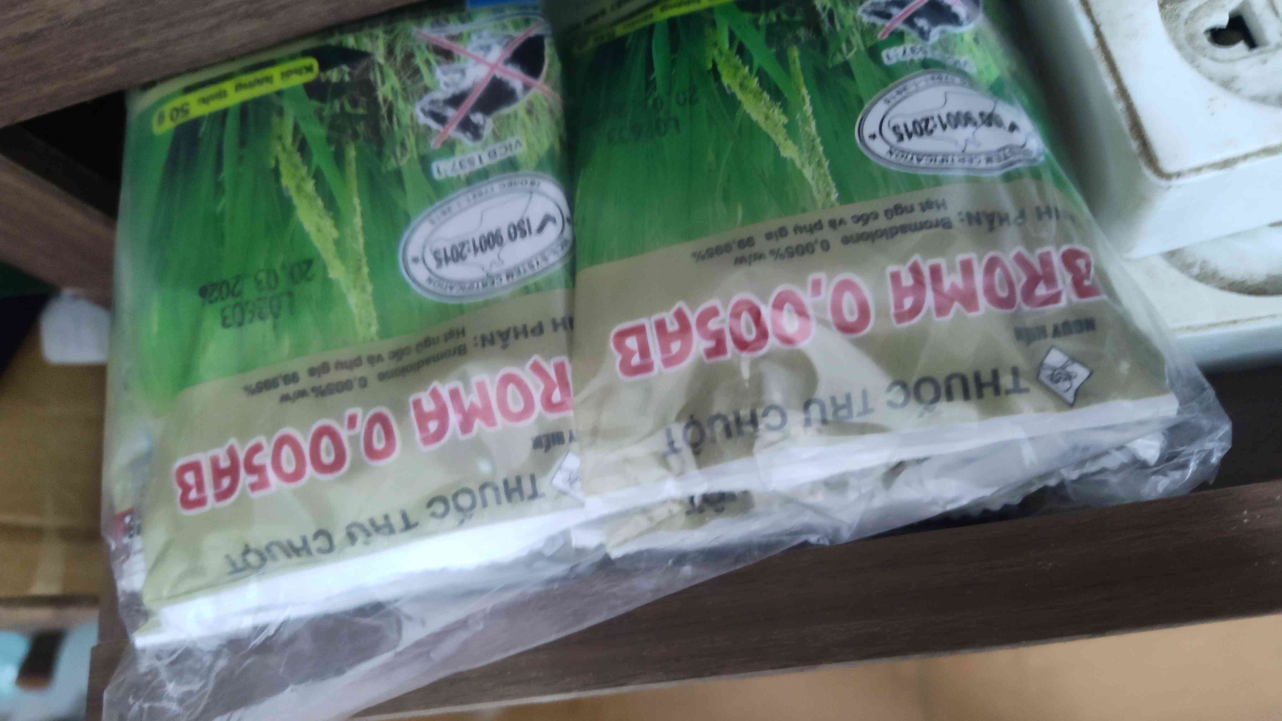 20 Gói Diệt Chuột Sinh Học Broma 50gam - Hiệu Quả Sau 3-5 Ngày, An Toàn Cho Gia Đình, Diệt Côn Trùng Tiện Lợi