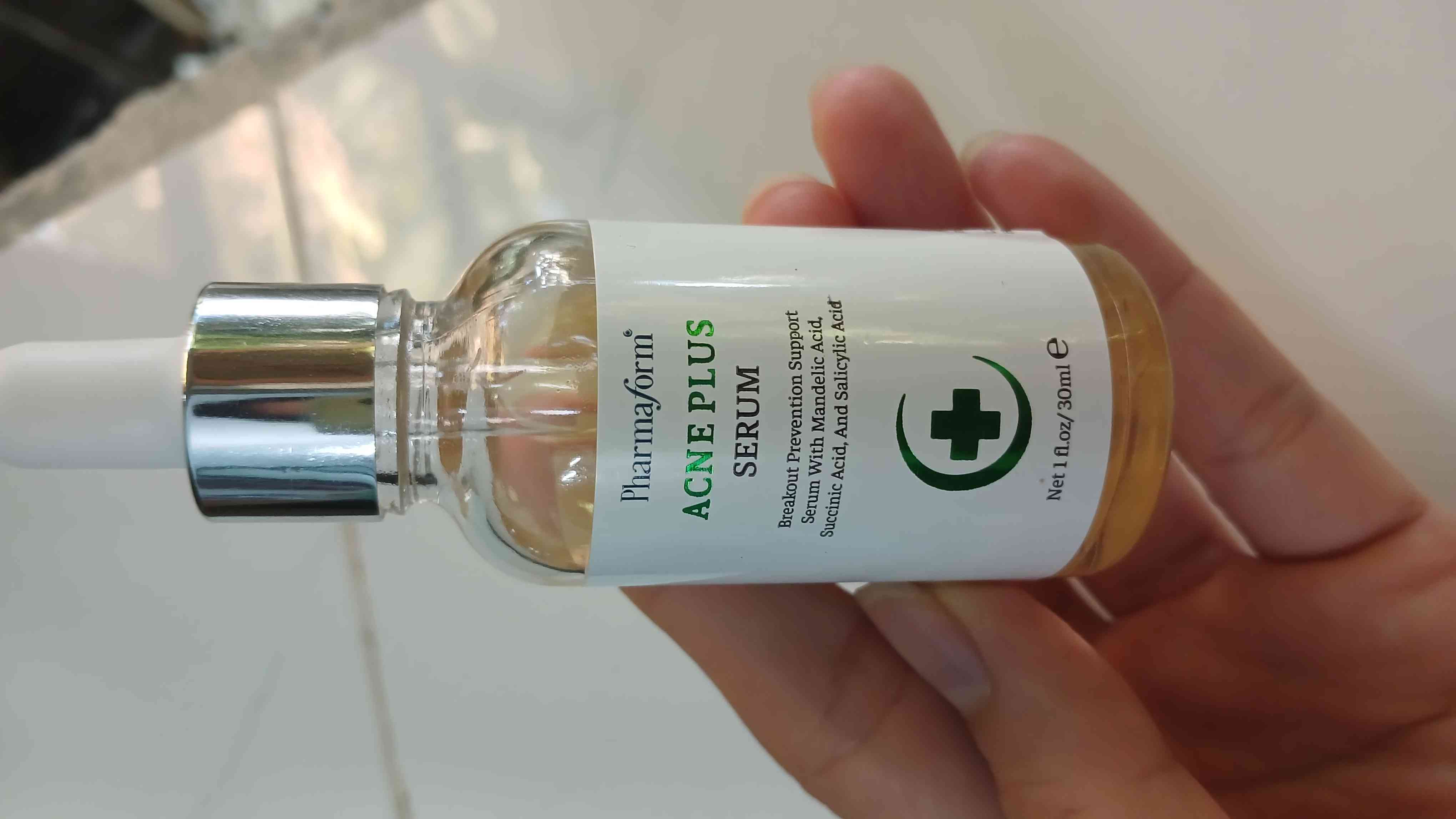 Serum PHARMAFORM Acne Clarifying 30ml Giảm Mụn Kiềm Dầu Se Khít Lỗ Chân Lông