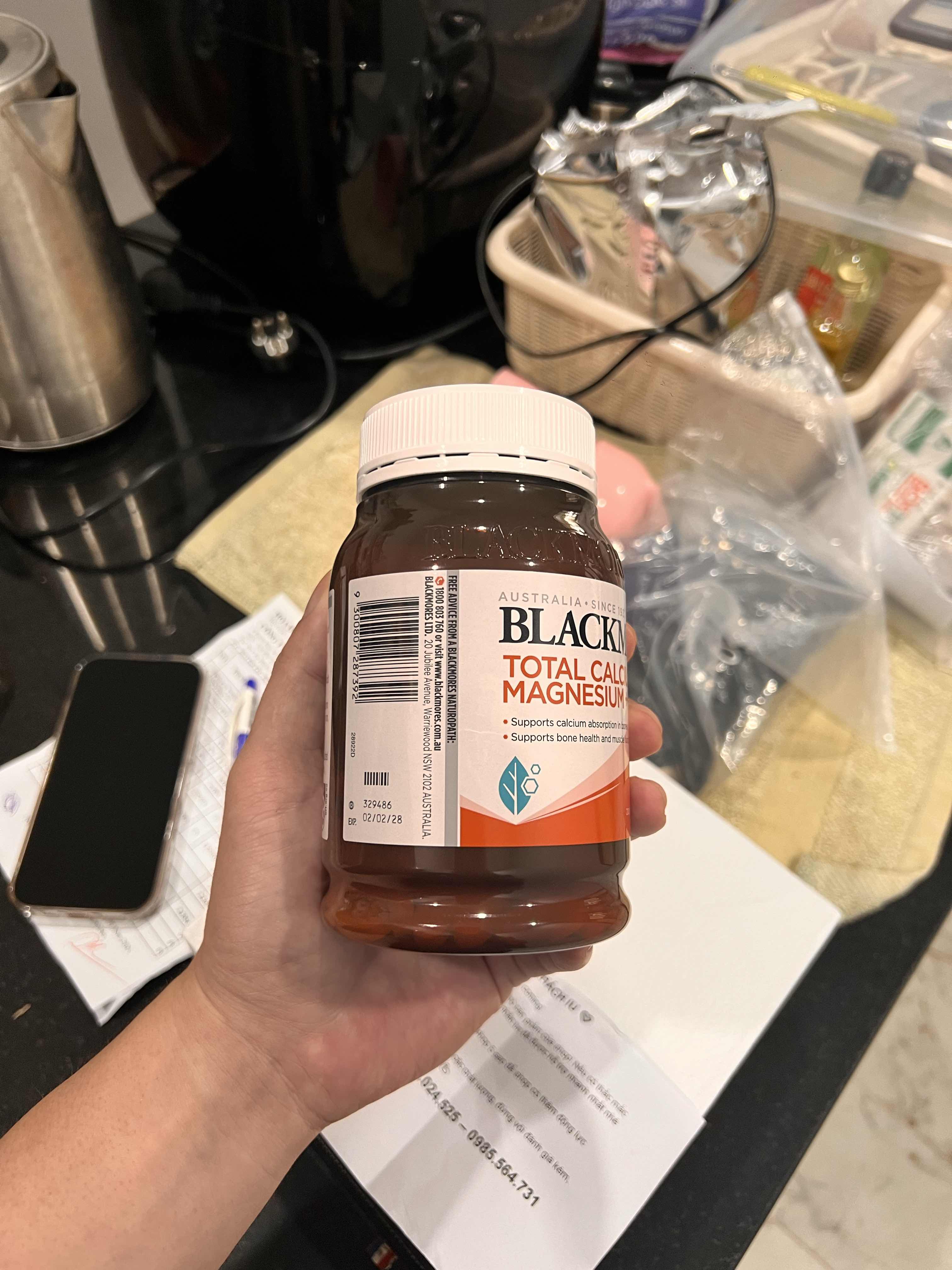 Blackmores Total Calcium Magnesium + D3 - Viên uống bổ sung Canxi, Magie và Vitamin D3 cho sức khỏe xương - 200 viên