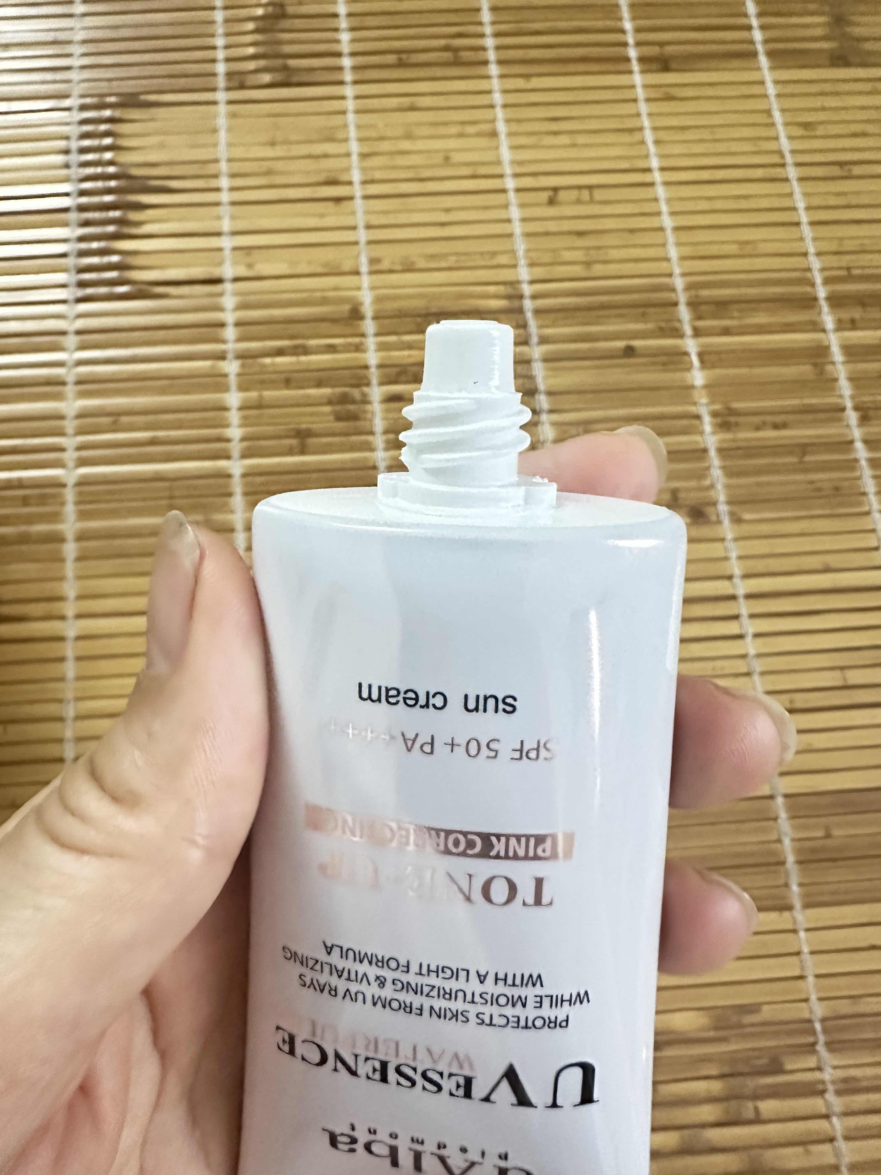 Kem chống nắng nâng tông da Waterfull Tone-up Sun Cream SPF 50+ 50ml - [d'Alba Official]