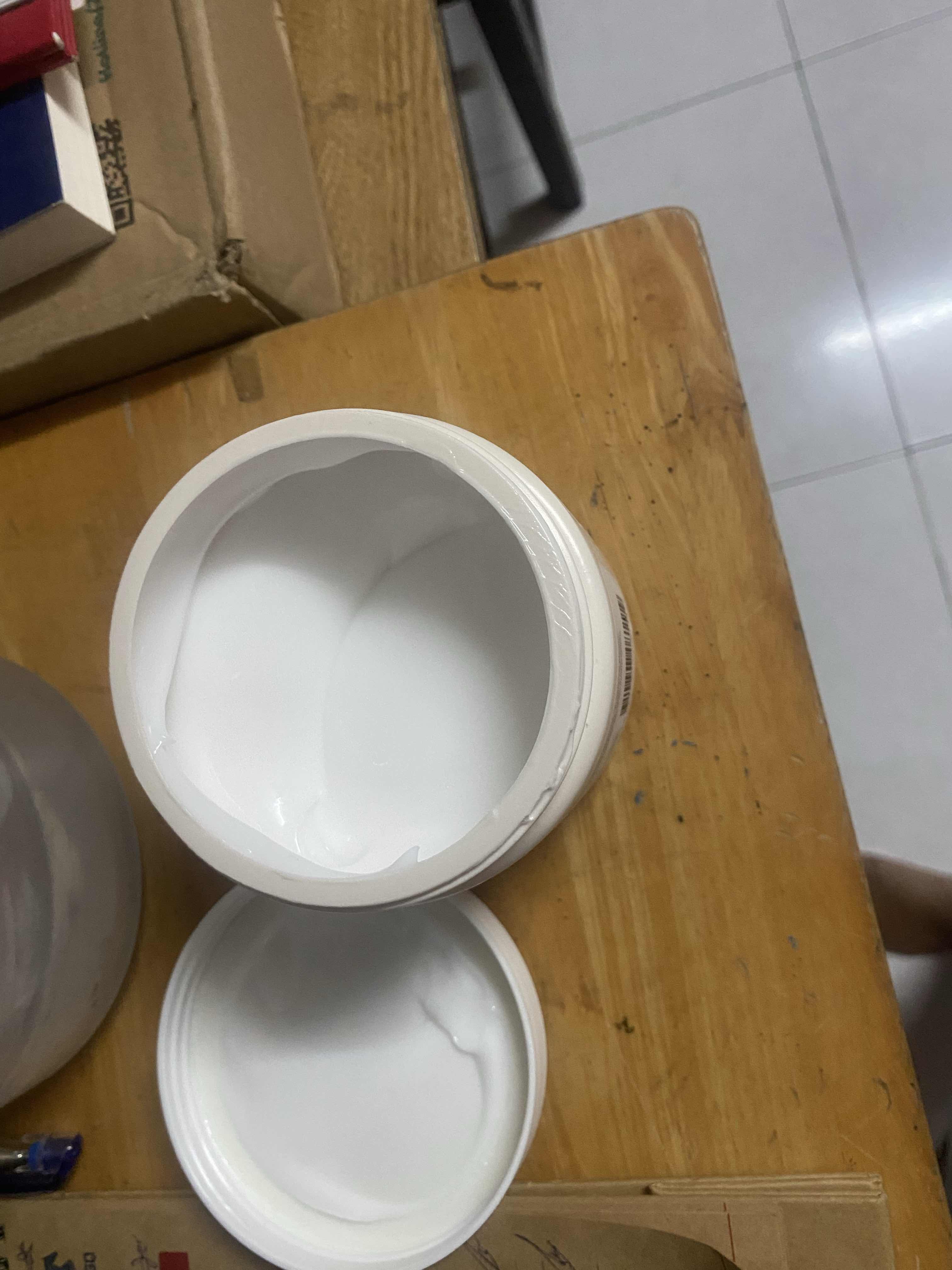 Kem Dưỡng Ẩm Redwin Vitamin E 330g - Phục Hồi Da Khô Ráp, Giảm Nứt Nẻ, Dưỡng Mịn Da Chuyên Sâu