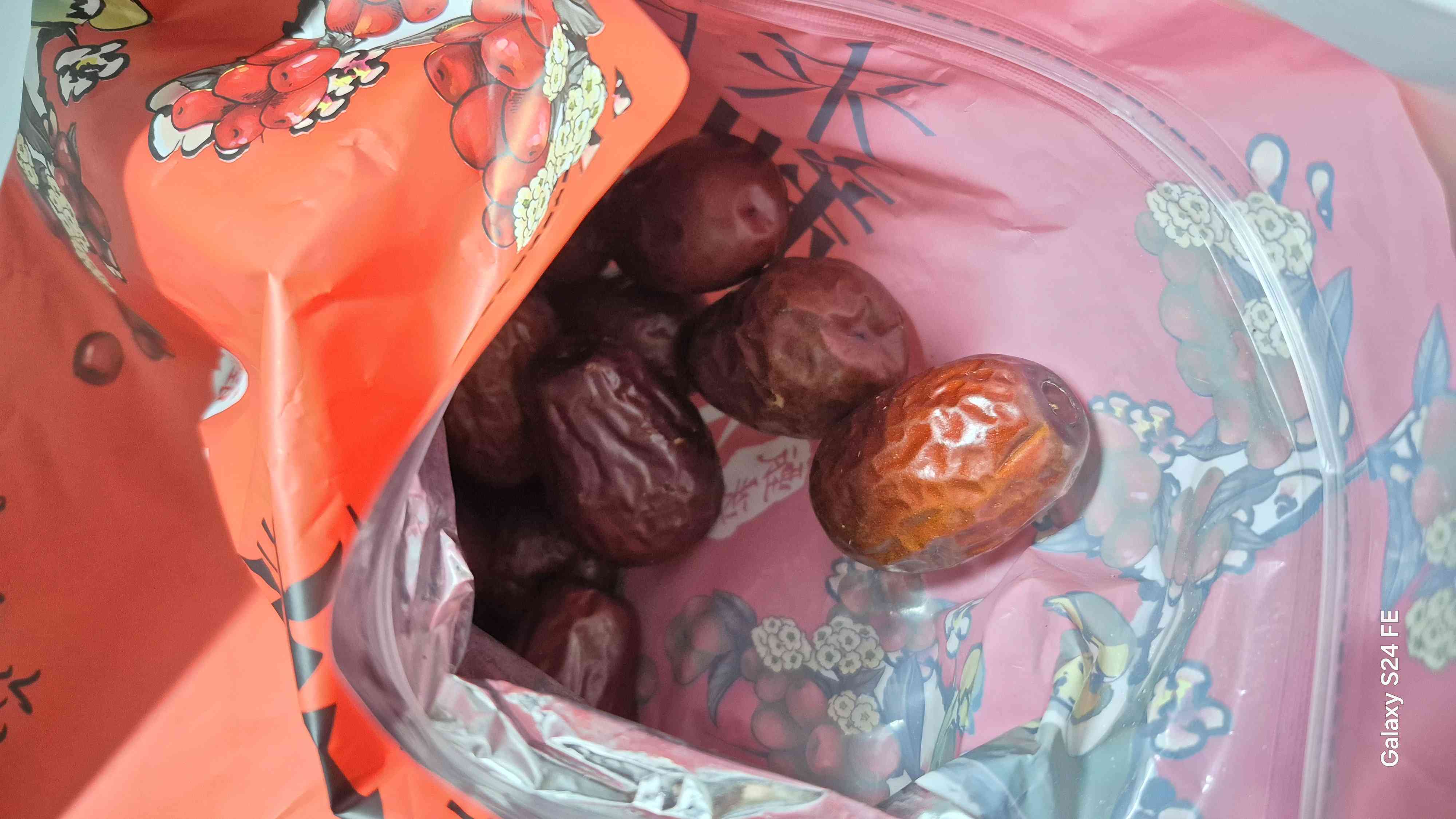 Táo Đỏ Tân Cương 1kg - Nguyên Liệu Bổ Dưỡng, Giải Độc Cho Sức Khỏe - Ngũ Cốc Tự Nhiên Chất Lượng Cao