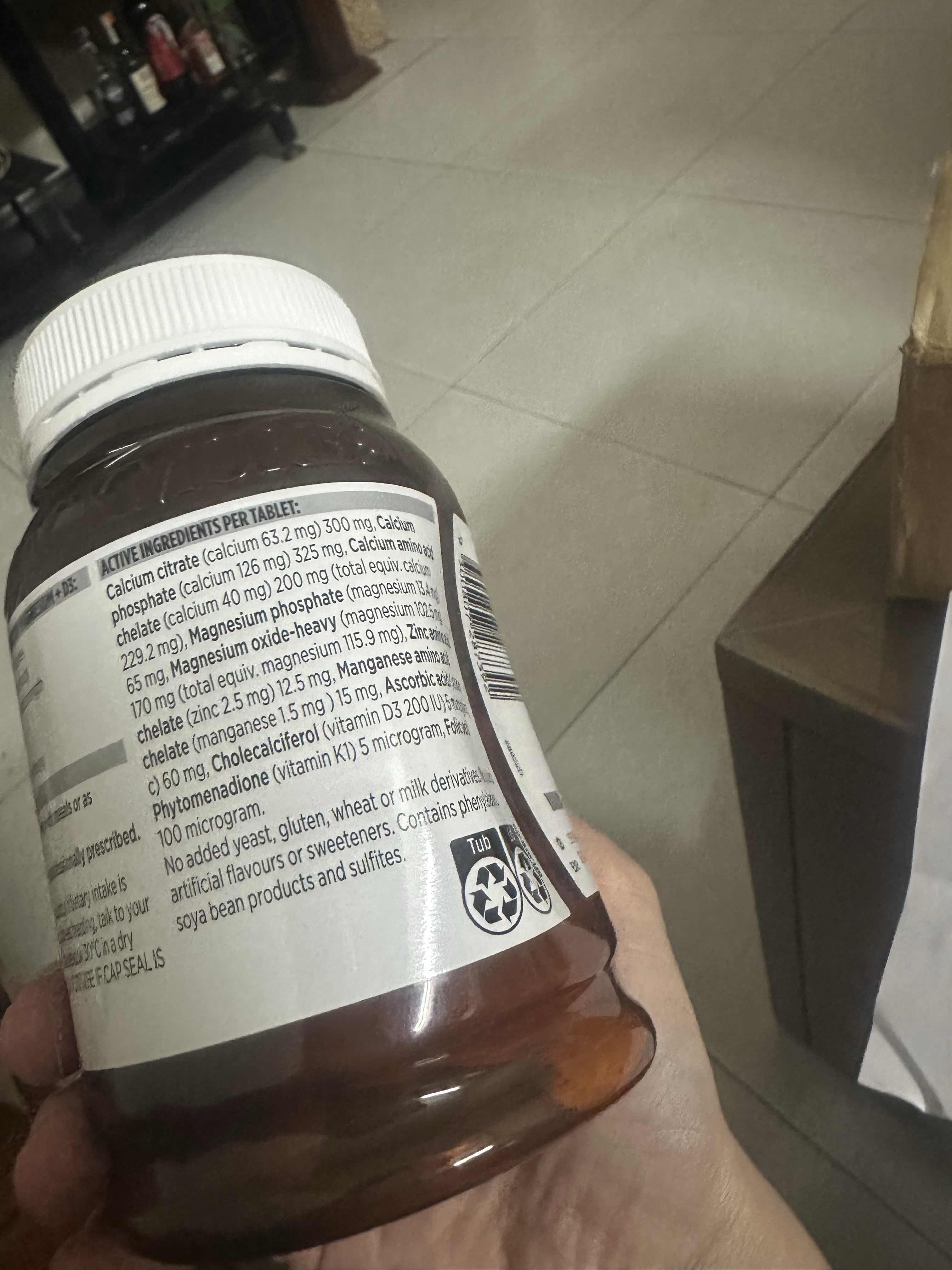 Blackmores Total Calcium Magnesium + D3 200 Viên Chính Hãng – Canxi, Magie & Vitamin D3