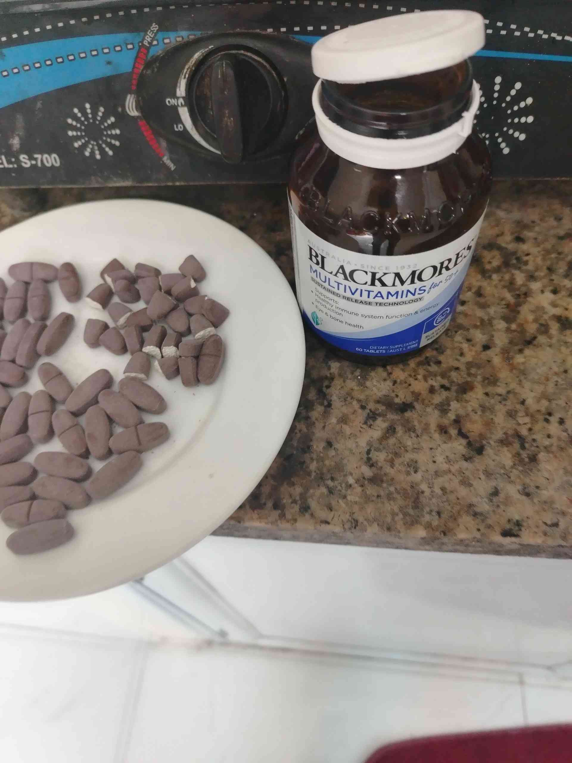 Viên Uống Bổ Sung Vitamin Blackmores Multivitamin Dành Cho Người Trên 50 Tuổi - Hỗ Trợ Sức Khỏe Tối Ưu Và Tăng Cường Năng Lượng 60 Viên
