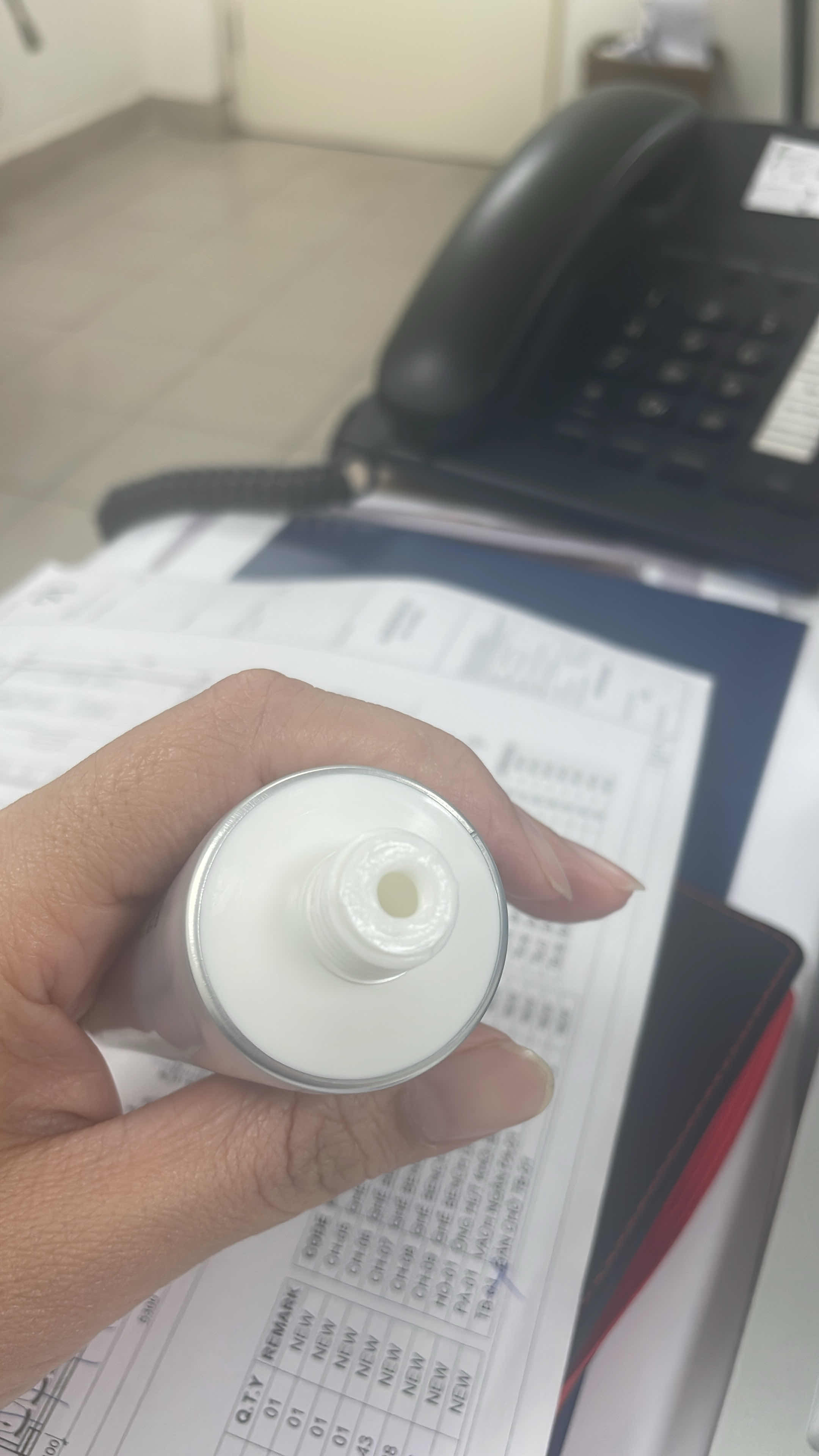 Kem nâng ngực Upsize 798830