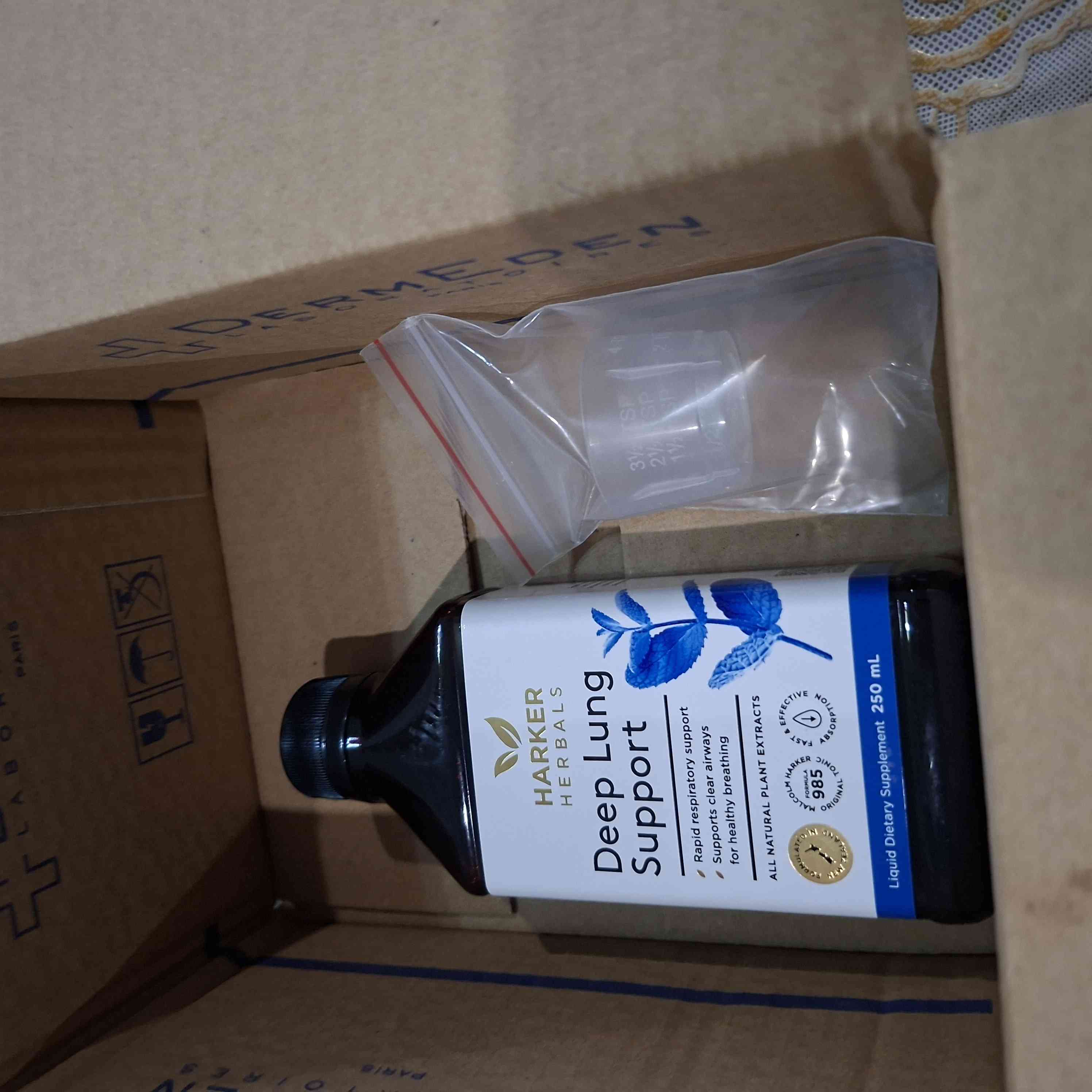 Siro bổ phổi và hô hấp thực phẩm bảo vệ sức khỏe Deep Lung Support 250ml từ 12 tuổi - Harker Herbals