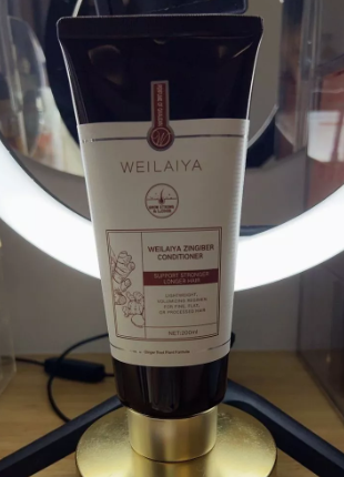 Cặp Dầu Gội Xả Gừng Weilaiya Luxury Nâu - Hỗ Trợ Trẻ Hóa Da Đầu, Dùng Cho Mọi Loại Tóc, Gàu và Xơ Cứng 420ml + 200ml