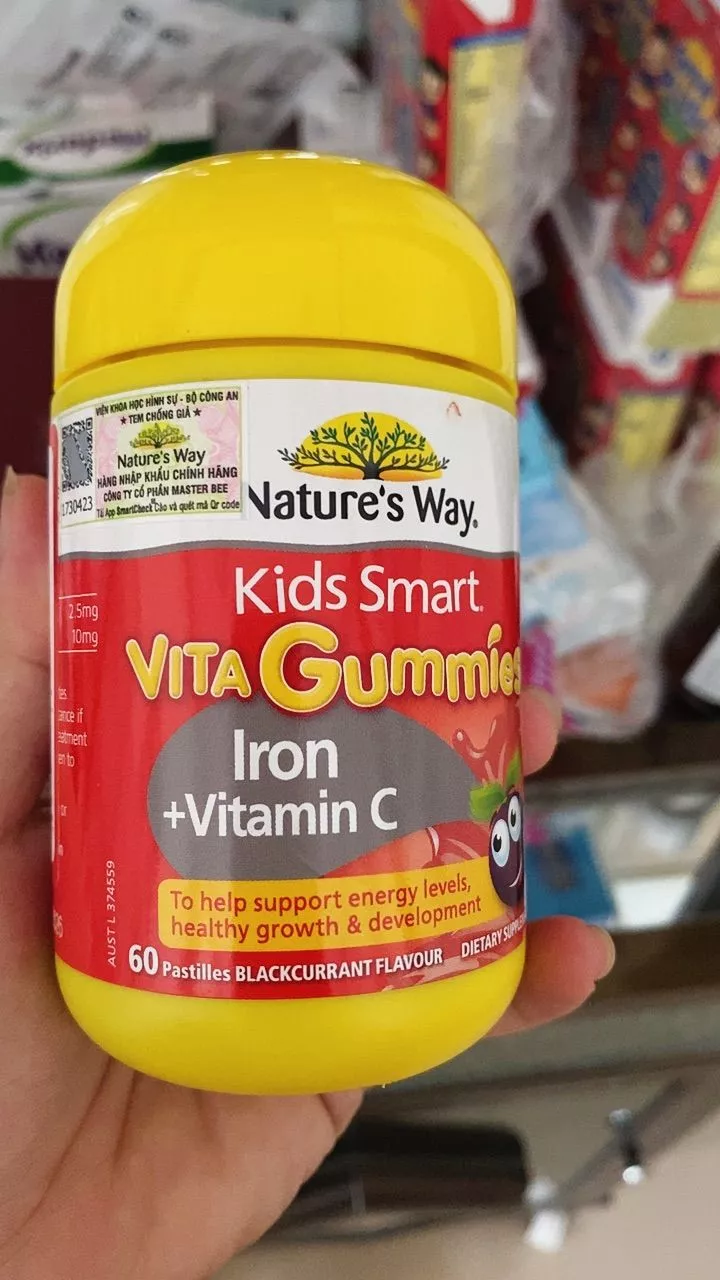 Kẹo Dẻo Bổ Sung Sắt & Vitamin C Nature’s Way Vita Gummies - Hỗ Trợ Sức Khỏe Trẻ Em Từ 2 Tuổi, Vị Trái Cây Ngon Miệng