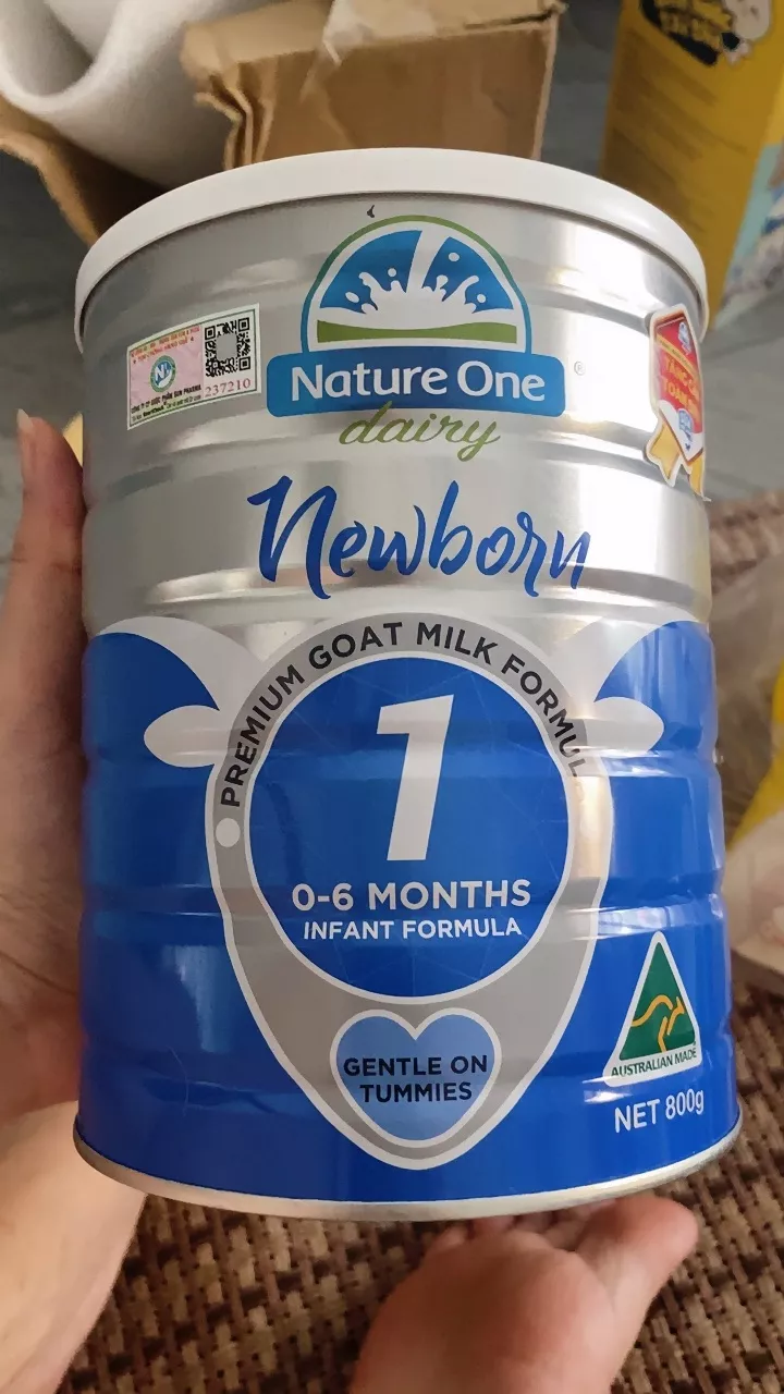 Sữa dê Nature One Dairy Goat 1 cho bé từ 0-6 tháng - Dinh dưỡng tự nhiên, hỗ trợ tiêu hóa và tăng cường miễn dịch, 800g