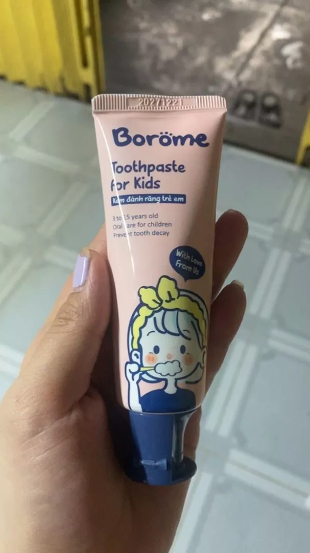 Kem Đánh Răng Trẻ Em Borome Hương Đào 50g - Thơm Mát, Giúp Răng Chắc Khỏe, Dành Cho Trẻ Từ 3-15 Tuổi