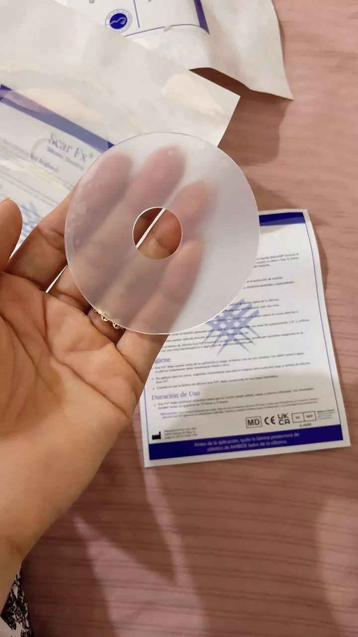 Miếng Dán Silicone Hỗ Trợ Xóa Mờ Sẹo Phẫu Thuật Ngực Rejuvaskin Scar FX Breast Circle - Tái Sử Dụng, Chăm Sóc Da Hiệu Quả
