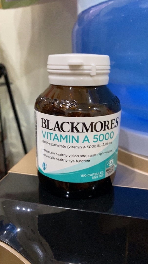 Viên uống Vitamin A 5000IU Blackmores hỗ trợ thị lực đêm, phục hồi sức khỏe mắt - Lọ 150 viên bổ sung cần thiết cho cơ thể.