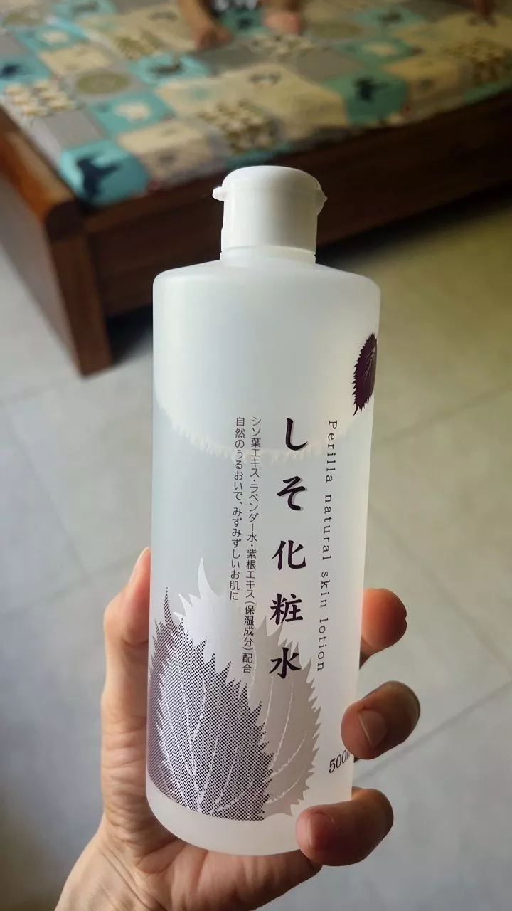 Nước Hoa Hồng Tía Tô Perilla Natural Nhật 500ml - Toner Cung Cấp Độ Ẩm, Hỗ Trợ Giảm Mụn, Chống Oxy Hóa Cho Da Khỏe Mạnh