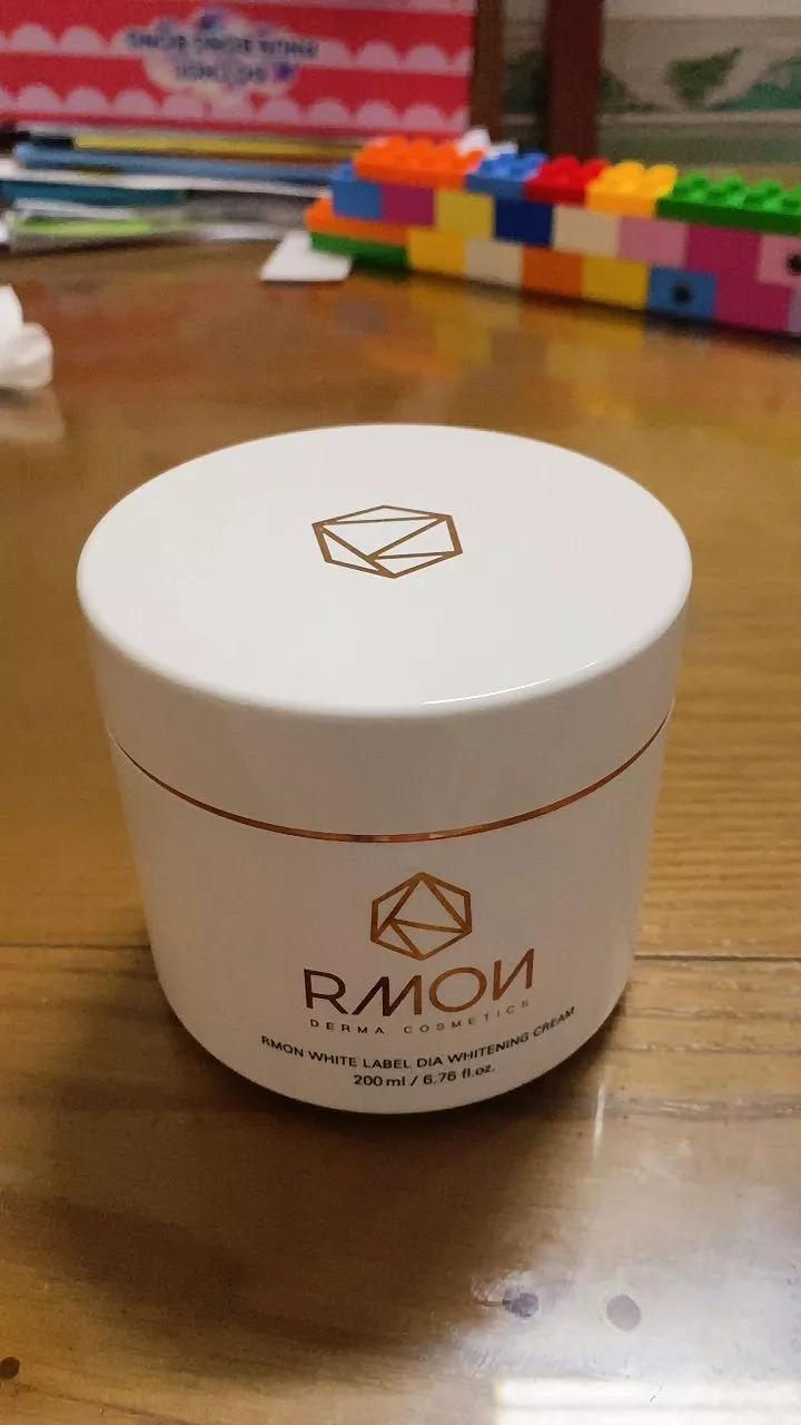 Kem Dưỡng Trắng Da Body Tế Bào Gốc Rmon White Cream - Hỗ Trợ Làm Sáng Da, Mờ Thâm Nâu, Chất Kem Mịn Mượt, Hàn Quốc 200ml