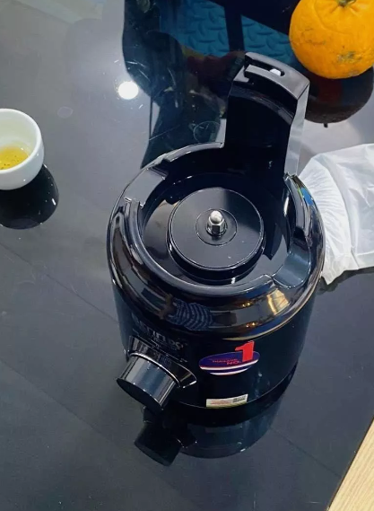 Máy Ép Chậm Bennix BN-09SJ 250W - Ép Kiệt Nước, Giữ 98% Vitamin, Thiết Kế Rộng, Dễ Dàng Vệ Sinh, Hoàn Hảo Cho Sức Khỏe